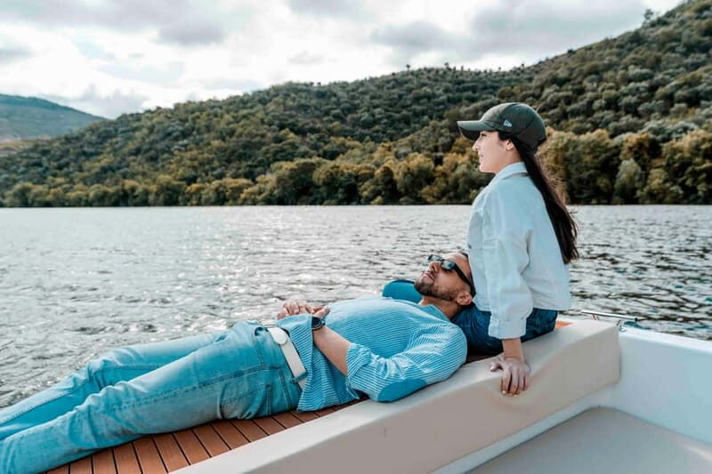 Pinhão: Private Electric Boat Tour 2h| Wine Tasting Included - Who Will Love This Tour?
