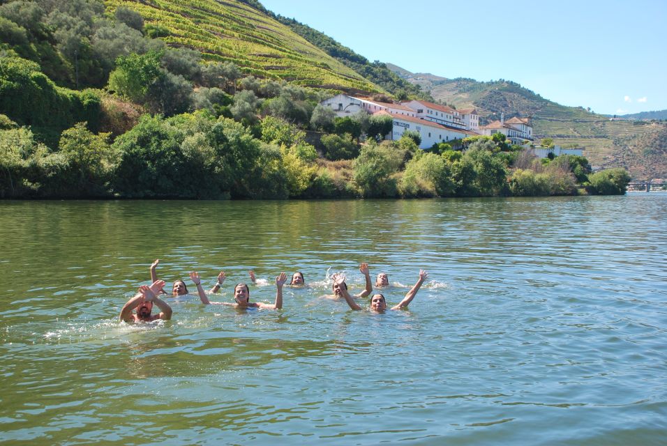 Pinhão: River Douro Speedboat Tour With Water Sports - Restrictions and Requirements
