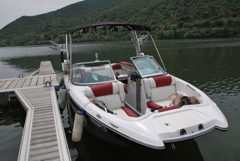 Pinhão: River Douro Speedboat Tour With Water Sports - Starting and Ending Location
