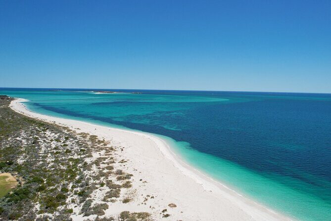 Pinnacles+Lancelin Sand Dune Impression Day Tour from Perth - Lake Thetis