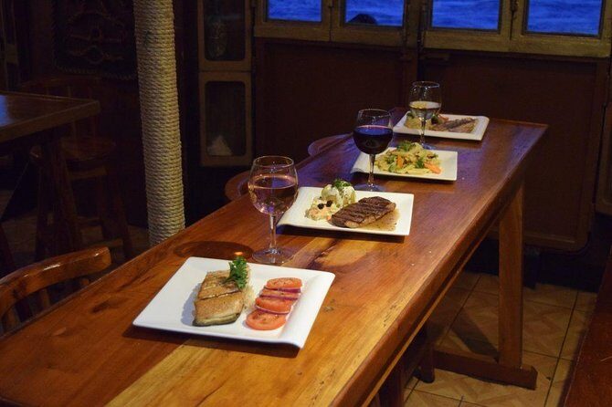 Pirate Galleon in Cancún 2X1 - Pirate Show & Dinner with Open Bar - The Value of the Experience