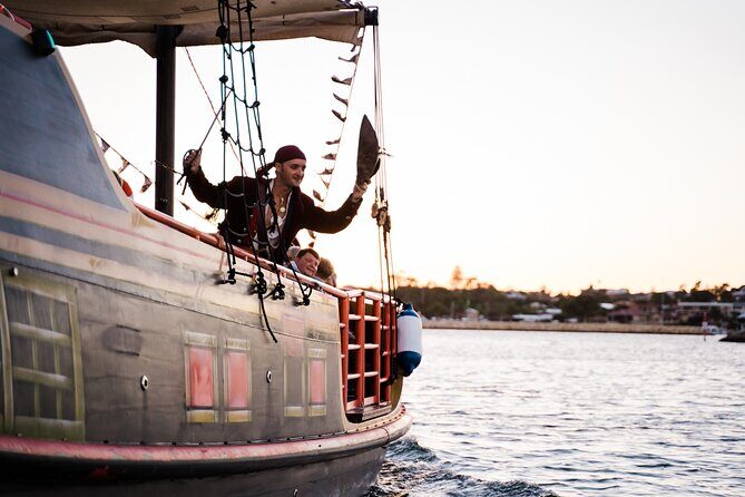 Pirate Ship Sundowner Cruise in Mandurah - The Itinerary: A Well-Designed Loop
