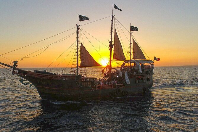 Pirate Ship Tour by day or night! Meals and Drinks included! - Key Points