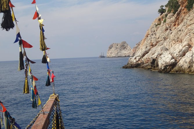 Pirate Ship With Alanya City Visit With Lunch and Drinks - Pickup and Meeting Locations