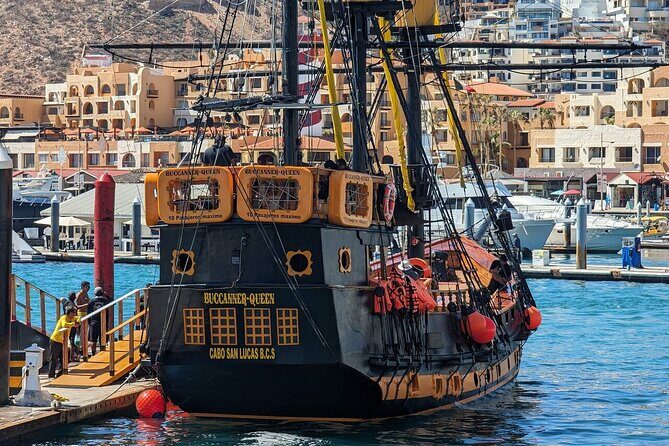 Pirate Ship Yo Ho! Sunset Show and BBQ Dinner in Cabo San Lucas - Why Choose This Tour?