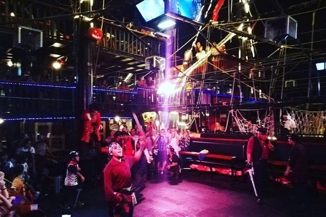 Pirate Show in Cancun! Dinner & drinks - A Closer Look at the Pirate Show Experience