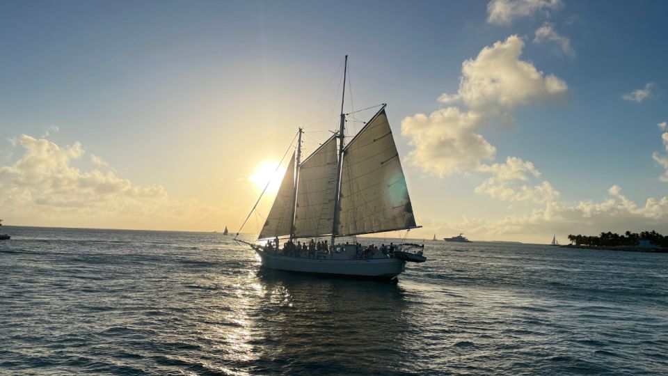 Pirates & Treasure: Self Guided Tour of Key Wests Old Town - Audio Guide and Language Options