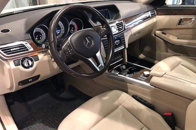 Pireaus port to Athens city center - Booking and Cost-Effectiveness