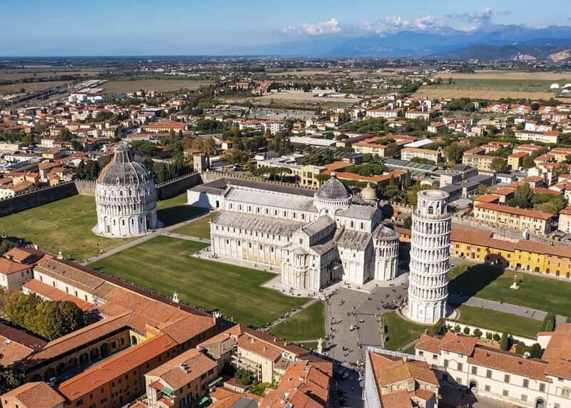 Pisas Leaning Tower, San Gimignano & Siena Full-Day Tour - A Well-Rounded Introduction to Tuscany’s Classics