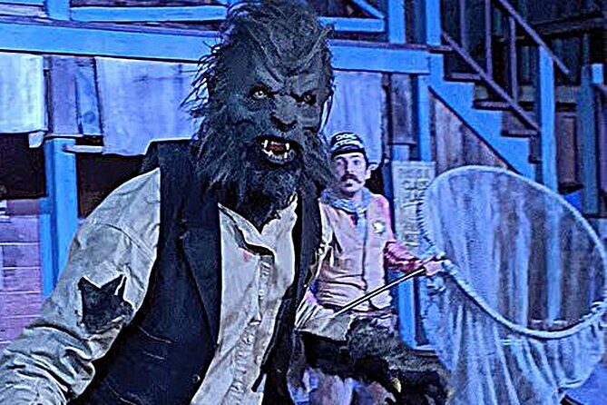 Pistoleros Wolfman Halloween Stunt Show - Key Points