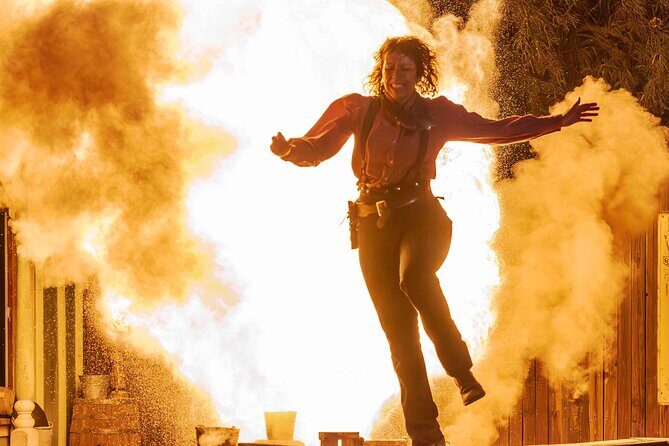 Pistoleros Wolfman Halloween Stunt Show - In-Depth Review of the Pistoleros Wolfman Halloween Stunt Show