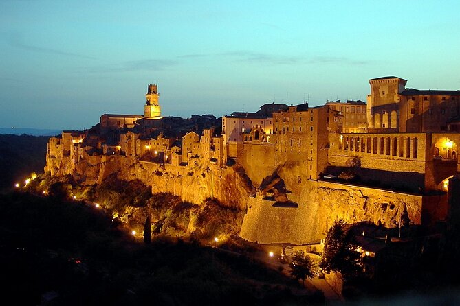 Pitigliano Private Walking Tour - Exploring Pitiglianos History
