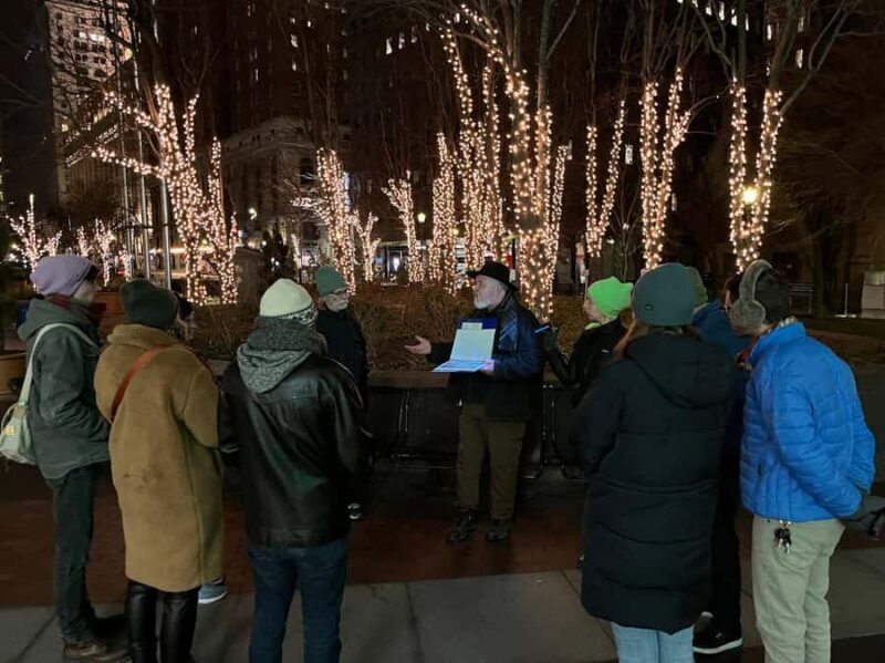 Pittsburgh: Downtown Holiday Lights Walking Tour - Why This Tour Is Worth It