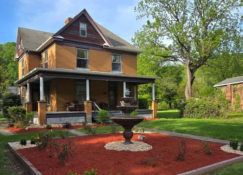 Pittsburgh: Tour The Silence of the Lambs Film Location - The Experience: A Step-by-Step Look