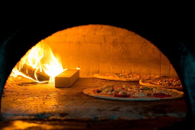 Pizza Class in Naples, Pizza Chef for a Day. - Authentic Pizza Making Experience