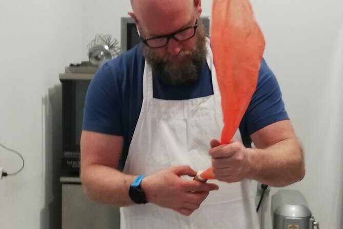 Pizza course in Catania with Show Cooking Cannolo - A Well-Balanced Breakdown