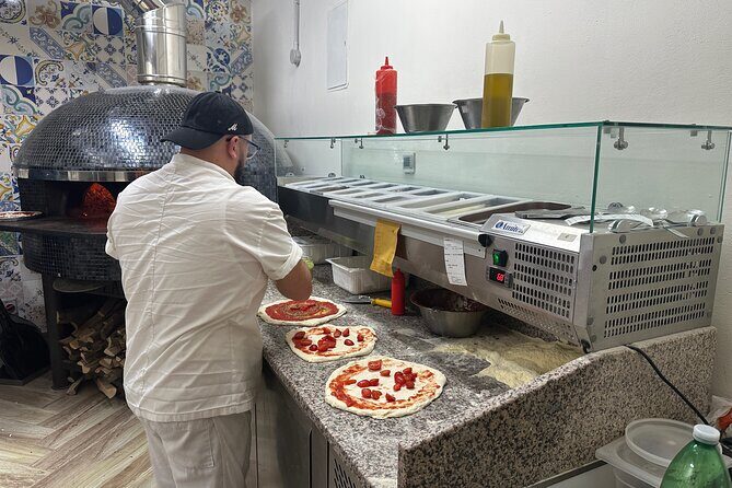 Pizza-Making Class with Local Top-Rated Chef with Drink in Naples - Why This Tour Works Well