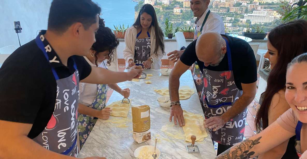 Pizza pasta e sorrento traditional cuisine 100% hands on - FAQs