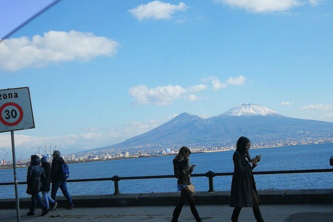 Pizza Tour | Vesuvius & Pompeii included pizza with driver - Authentic Experiences and Authentic Views