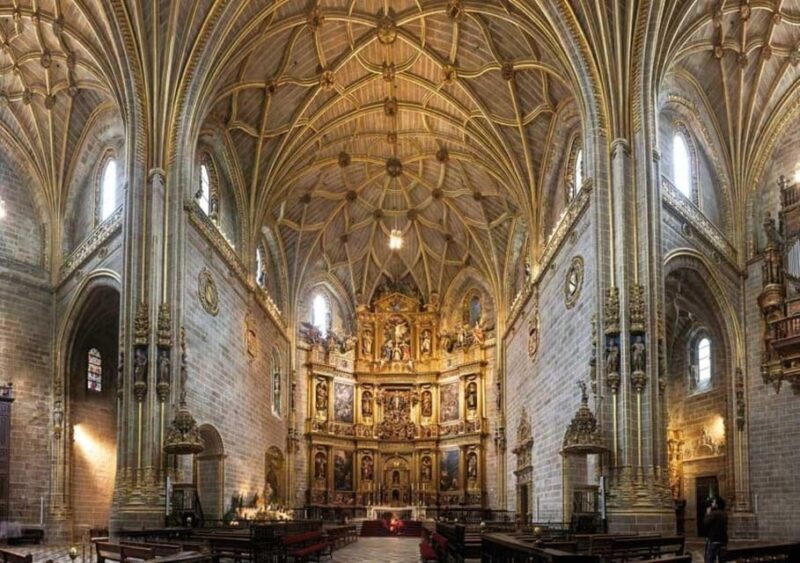 Plasencia: Cathedral Visit and City Highlights Guided Tour - An In-Depth Look at the Tour Experience