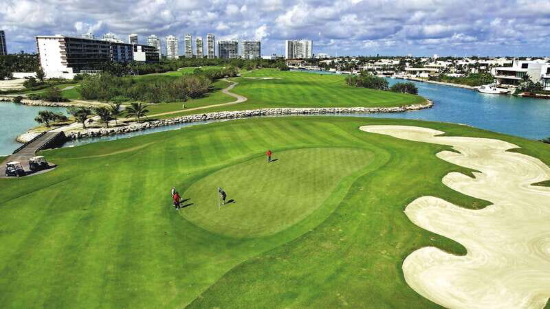 Play Puerto Cancun Golf Course W/Clubs - Key Points
