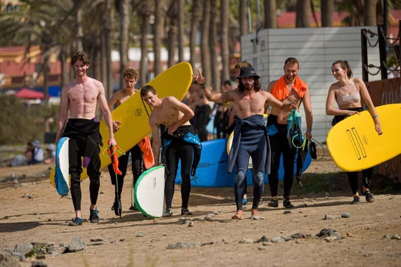 Playa de las Americas: lezione di surf con tutto incluso - La parte più emozionante: il primo momento in acqua