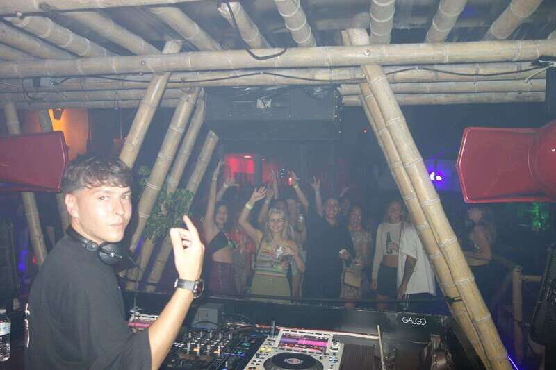 Playa del Carmen: Social Pubcrawl, meet fellow travelers - Key Points