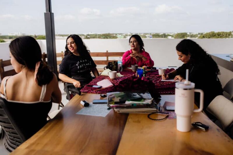 Playa del Carmen: Vision Board Workshop to Manifest - Key Points