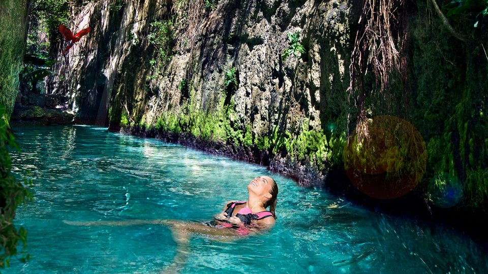 Playa Del Carmen: Xcaret Plus Admission With Show and Lunch - Aquatic Experiences