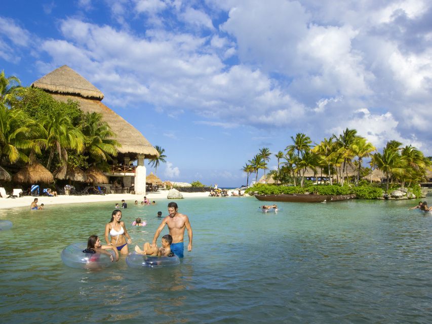 Playa Del Carmen: Xcaret Plus Admission With Show and Lunch - Dining and Refreshments