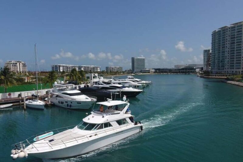 Playa Mujeres: Private Yacht Rental - 4hr SR55H4 #GMBSR55FUN - What’s Included & What’s Not