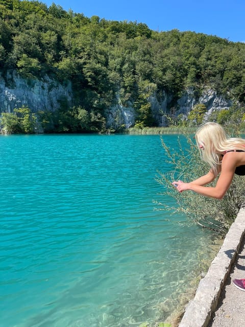 PLITVICE LAKES FULL DAY TOUR WITH LOCAL - Boat Ride and Picnic