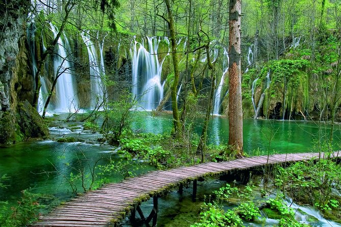 Plitvice Lakes National Park Tour From Zadar - Good To Know