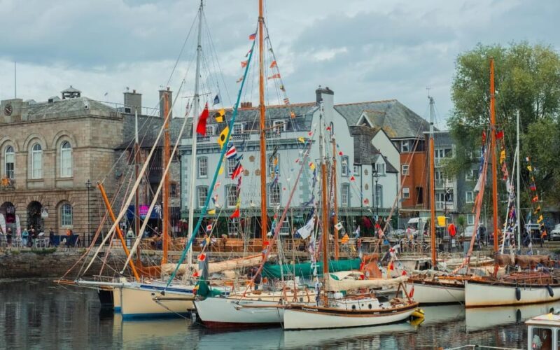 Plymouth: City Walking Tour & Exploration Game - FAQ