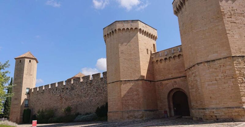 Poblet Monastery Tour - Tour Features and Inclusions