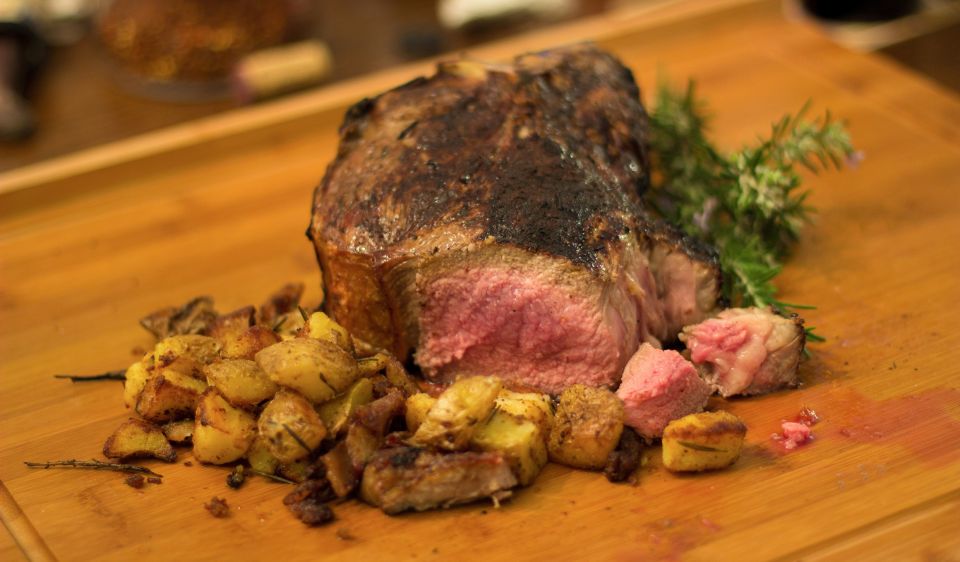Poggibonsi: Fiorentina Steak Lunch and Wine Tasting - Tuscan Wine-Tasting Adventure