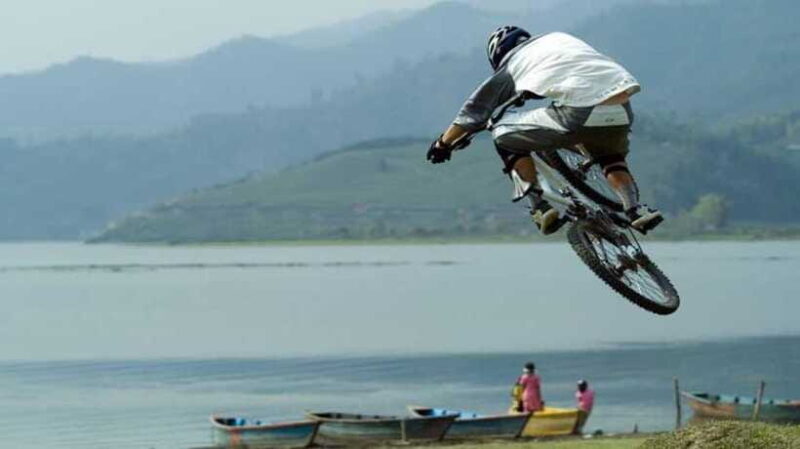 Pokhara: Pumdi Bhumdi to Fewa Lake Mountain Bike Tour - The Sum Up