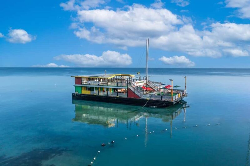 Poko Loko Floating Bar: Island Chill Ocho Rios & Falmouth - An Authentic Floating Oasis in the Caribbean