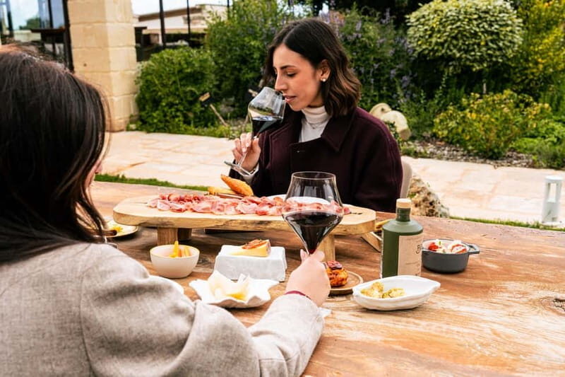 Polignano a Mare: Aperitivo in masseria with typical Apulian products - Key Points