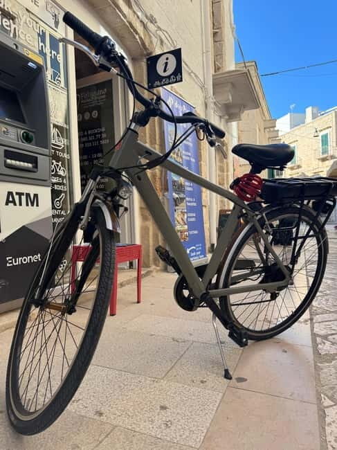 Polignano a Mare: E-Bike rental - Key Points