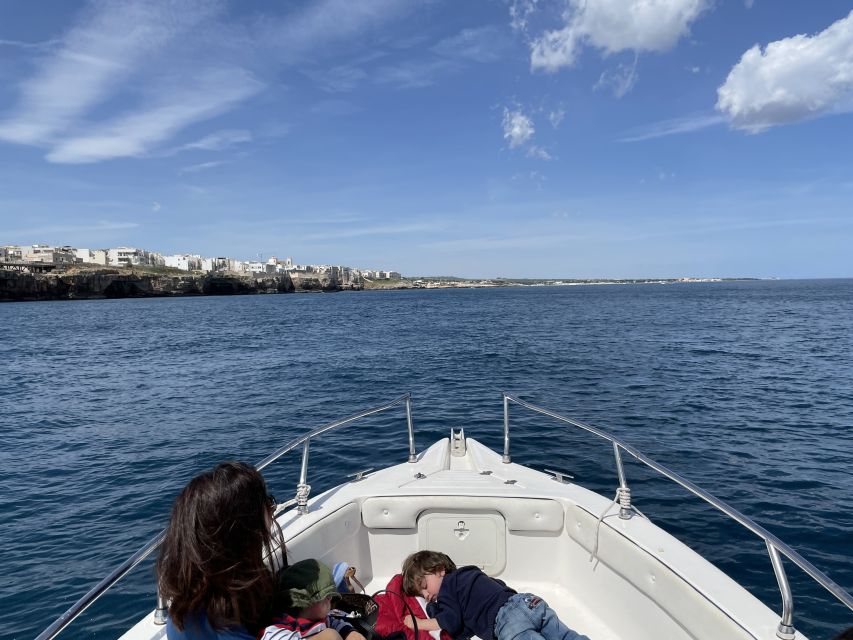 Polignano a Mare: Speedboat Cruise to Caves With Aperitif - Highlights of the Excursion
