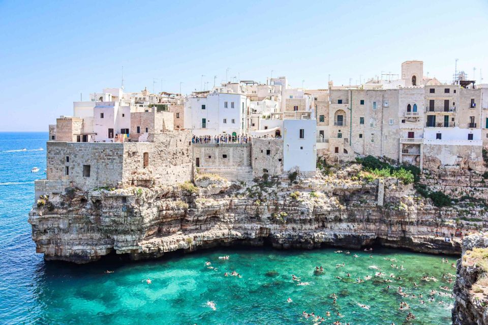 Polignano a Mare: Street Food Tour With Tastings and Wine - Guided Experience