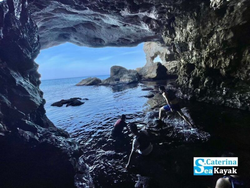 Polignano Kayak Tour + Swimming Stop in Cave - Important Notes