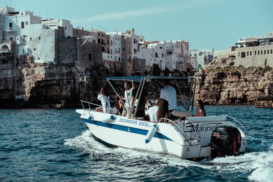 Polignano: PRIVATE Boat Cruise to the Caves With Aperitif - Departure and Return