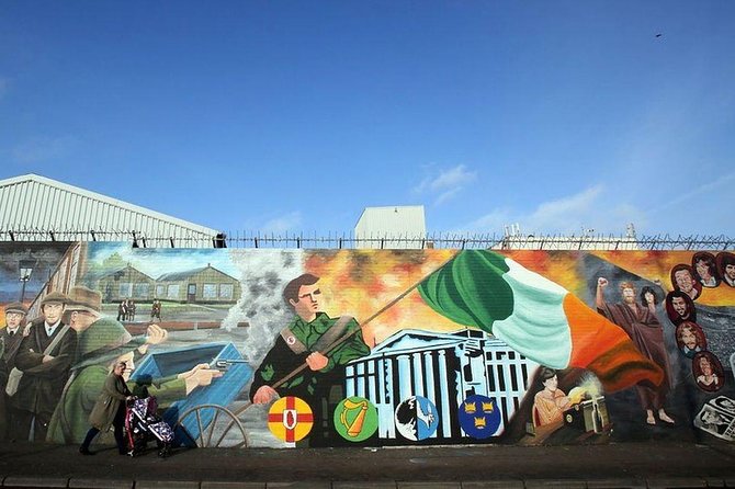 Political Taxi Tour Belfast (1-7 People) - Unique Experience