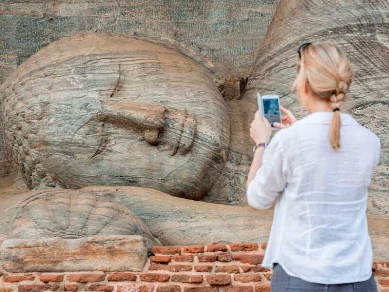 Polonnaruwa: Private Guided Cycling Tour - Return Trip