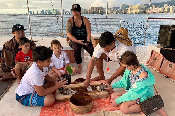 Polynesian Canoe Day Sail - Tips for an Enjoyable Experience