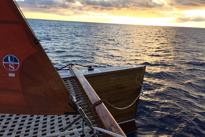 Polynesian Canoe Sunset Sail - Unique Highlights of the Sail