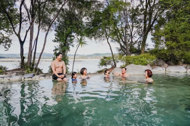 Polynesian Spa Rotorua: Deluxe Lake Spa Hot Spring Bathing - Key Points