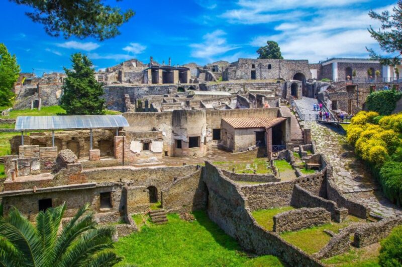Pompei Tickets and Audioguide in the Office - Exploring the Ancient Roman City